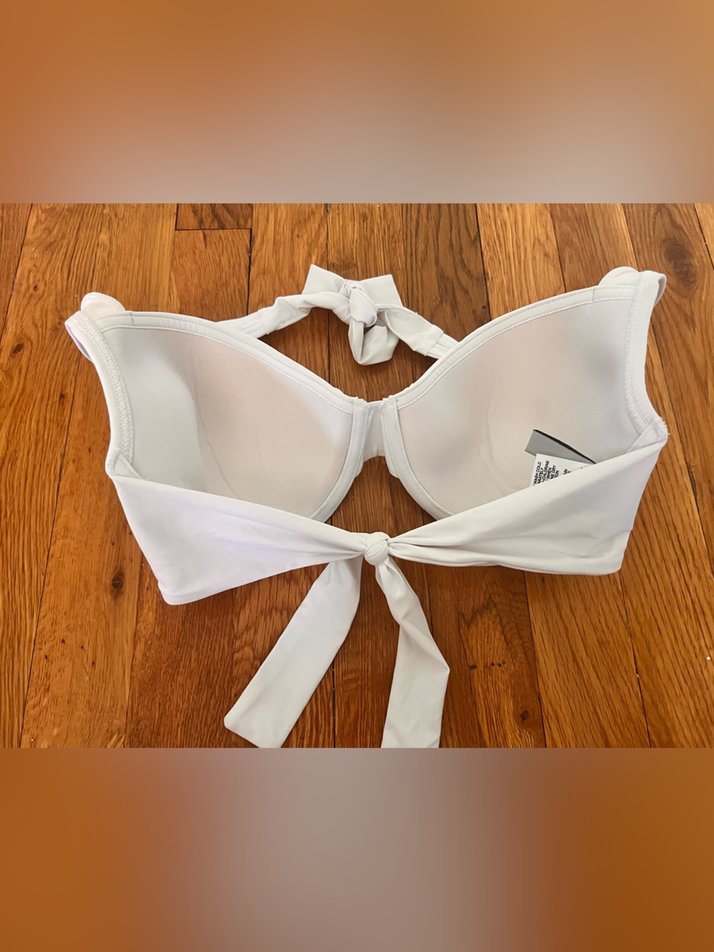 Tommy Bahama White Halter Swim Top - 34D - Picture 2 of 4